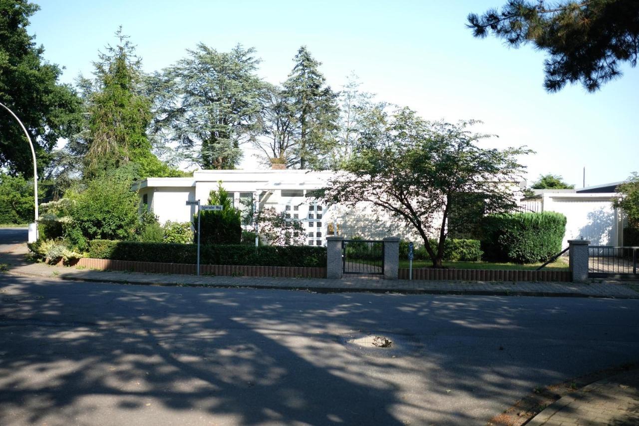 Ruhiges Haus Mit Privatem Garten Halstenbek Buitenkant foto