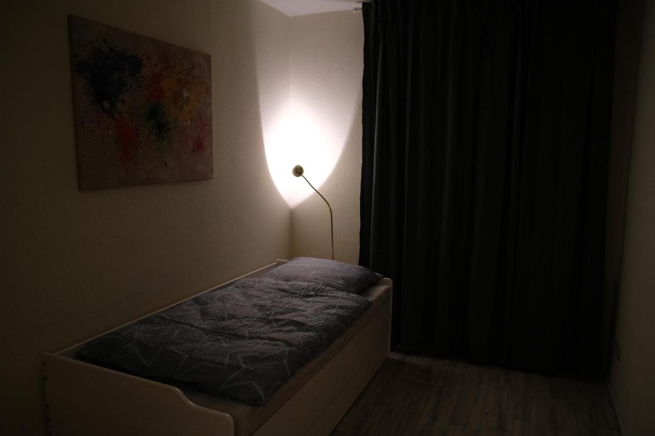 Ruhiges Haus Mit Privatem Garten Halstenbek Buitenkant foto