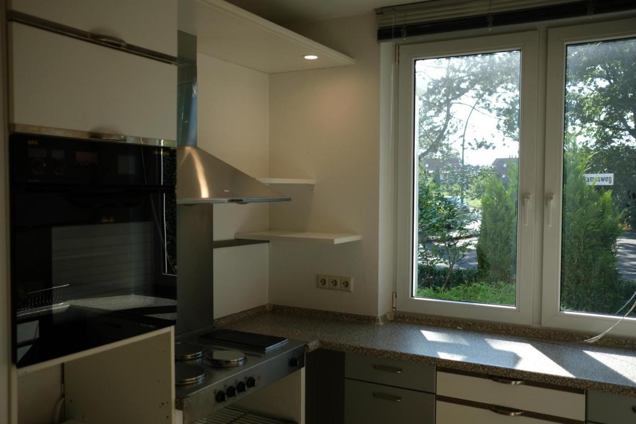 Ruhiges Haus Mit Privatem Garten Halstenbek Buitenkant foto